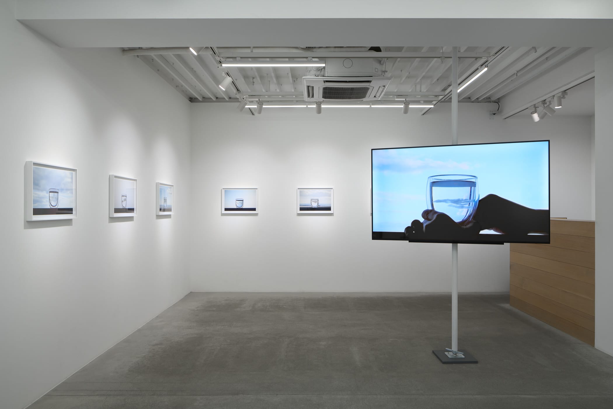 Installation view of Solo Exhibition “Thinking of Yesterday’s Sky”